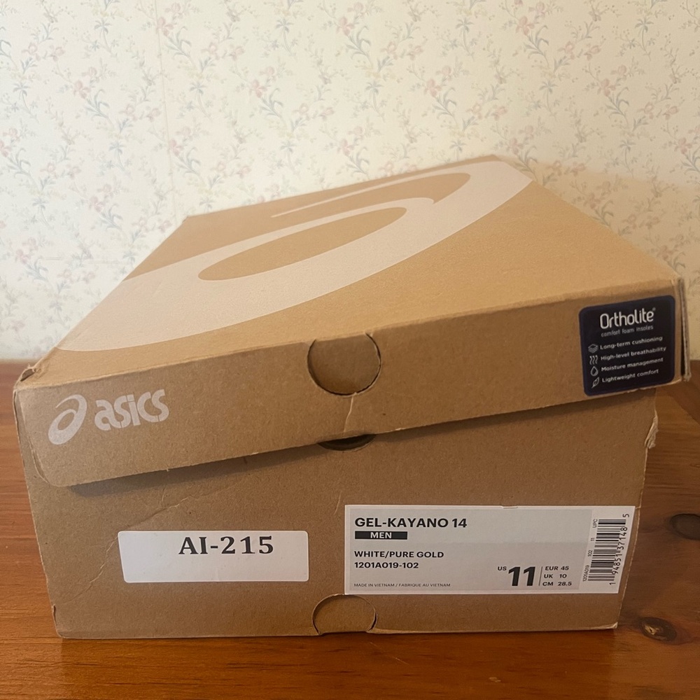 ASICS Gel Kayano 14 White Pure Gold size 11 - Picture 10 of 11